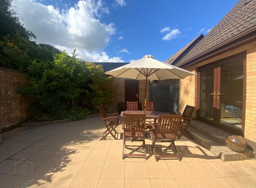 23 Fort Road, Dundonald, BT16 1XR