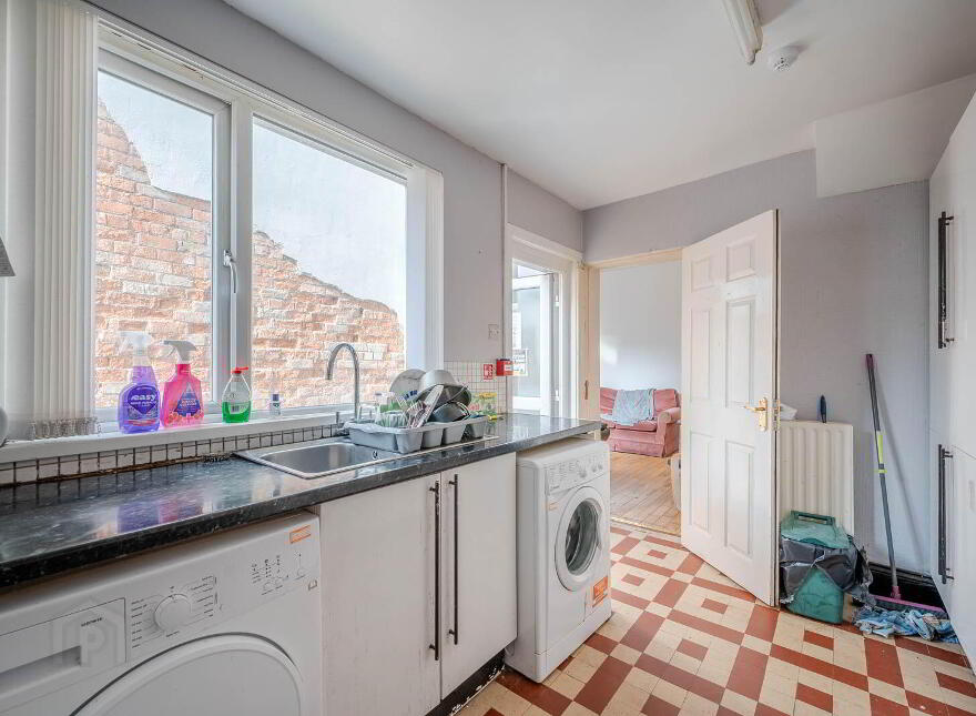 26 Castlereagh Place, Belfast, BT5 4NN