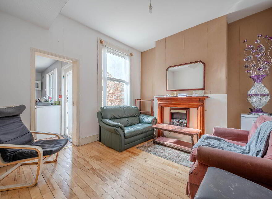 26 Castlereagh Place, Belfast, BT5 4NN