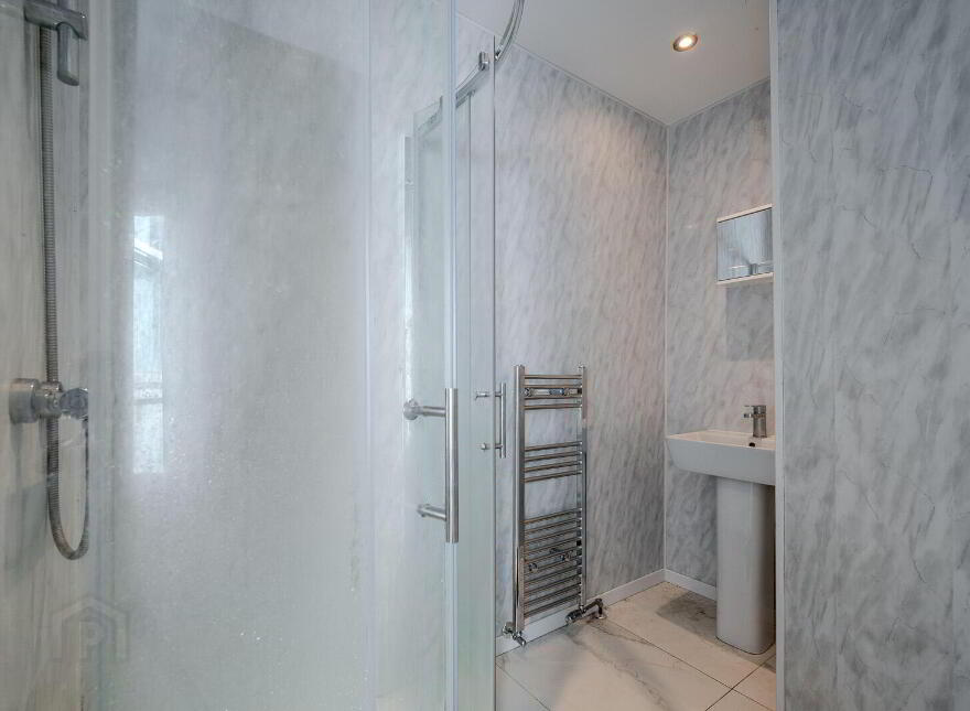 26 Castlereagh Place, Belfast, BT5 4NN