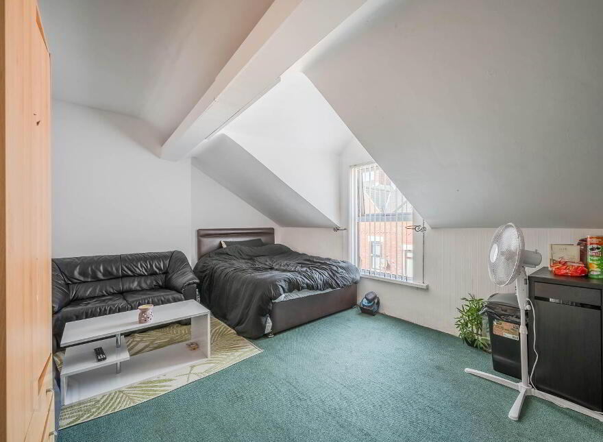 26 Castlereagh Place, Belfast, BT5 4NN