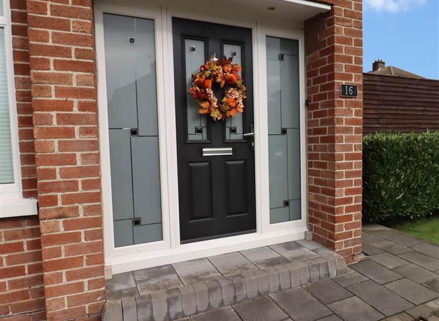 16 Wanstead Park, Dundonald, Belfast, BT16 2EX