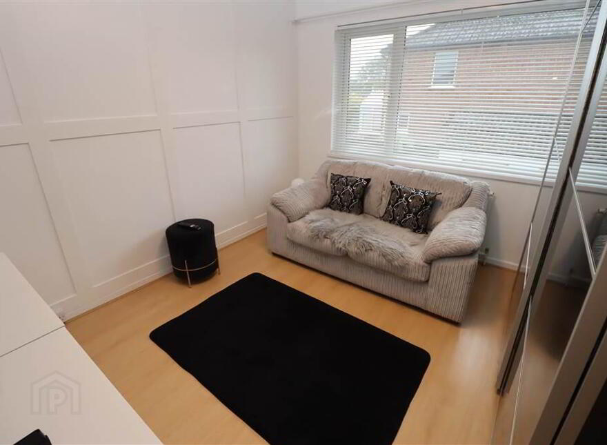 16 Wanstead Park, Dundonald, Belfast, BT16 2EX