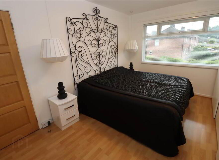 16 Wanstead Park, Dundonald, Belfast, BT16 2EX