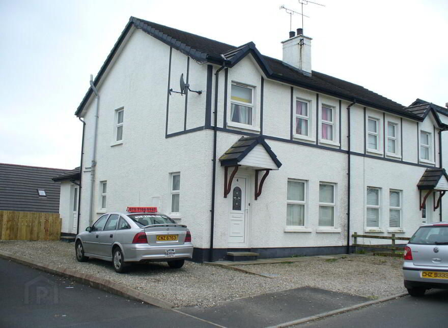 4 Tudor Oaks, Ballymoney, BT53 6RH photo