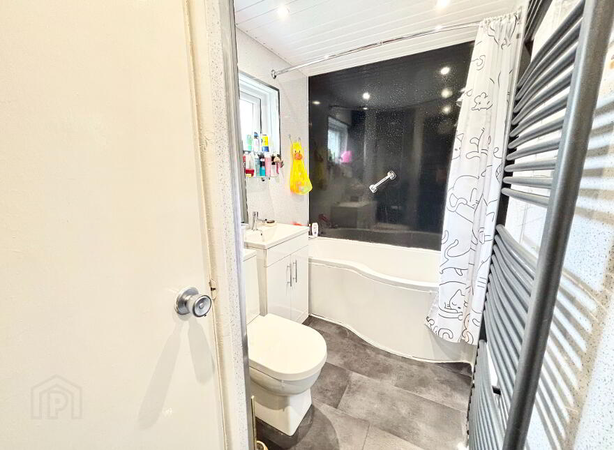 146 Millfield, Ballymena, BT43 6PE