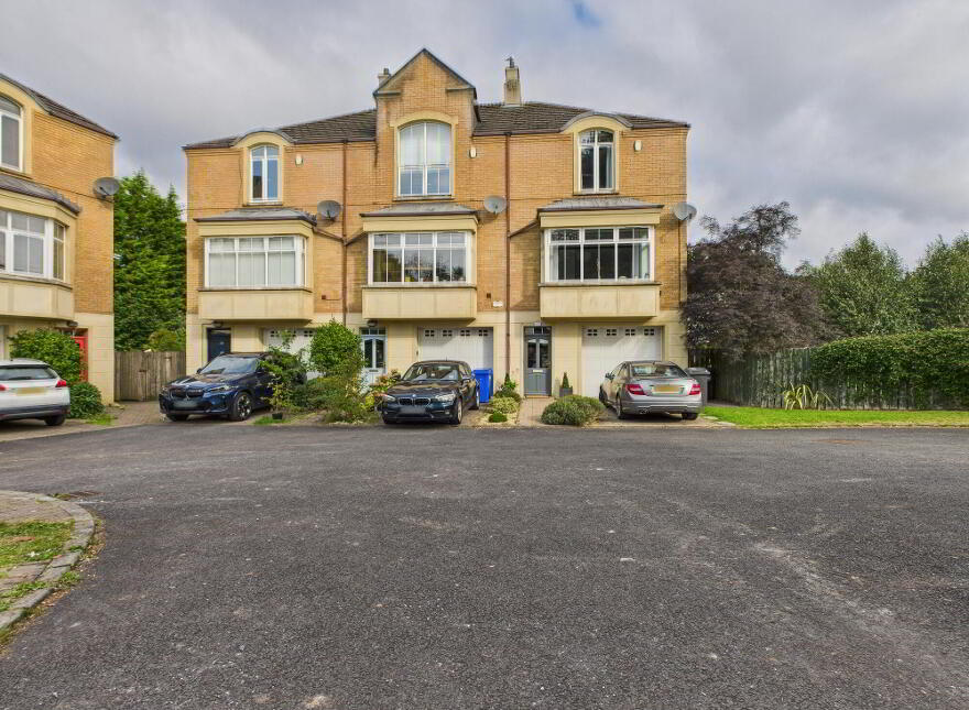 60 Galwally Avenue, Forestside, Belfast, BT8 7AJ