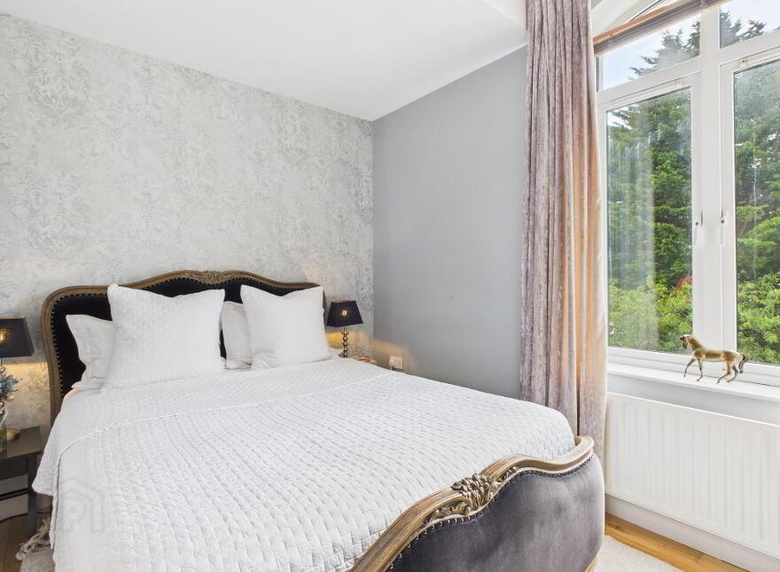 60 Galwally Avenue, Forestside, Belfast, BT8 7AJ
