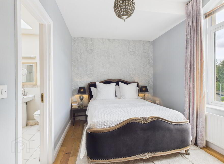 60 Galwally Avenue, Forestside, Belfast, BT8 7AJ