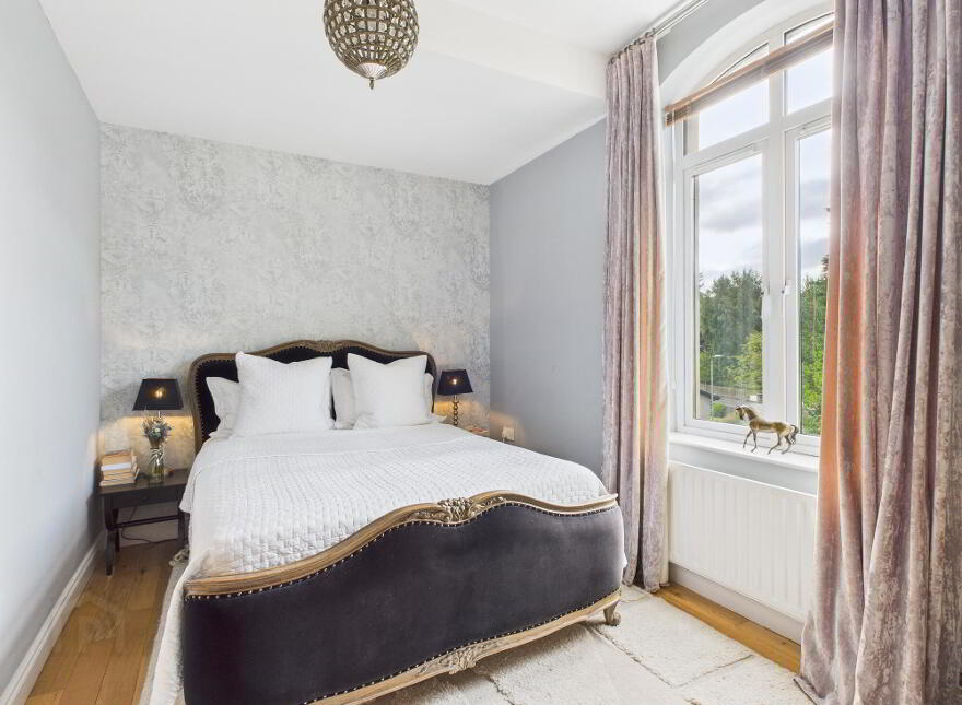 60 Galwally Avenue, Forestside, Belfast, BT8 7AJ