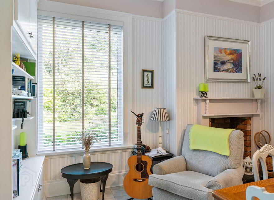 Bodifyr, 1 Park Avenue, Donaghadee, BT21 0EB