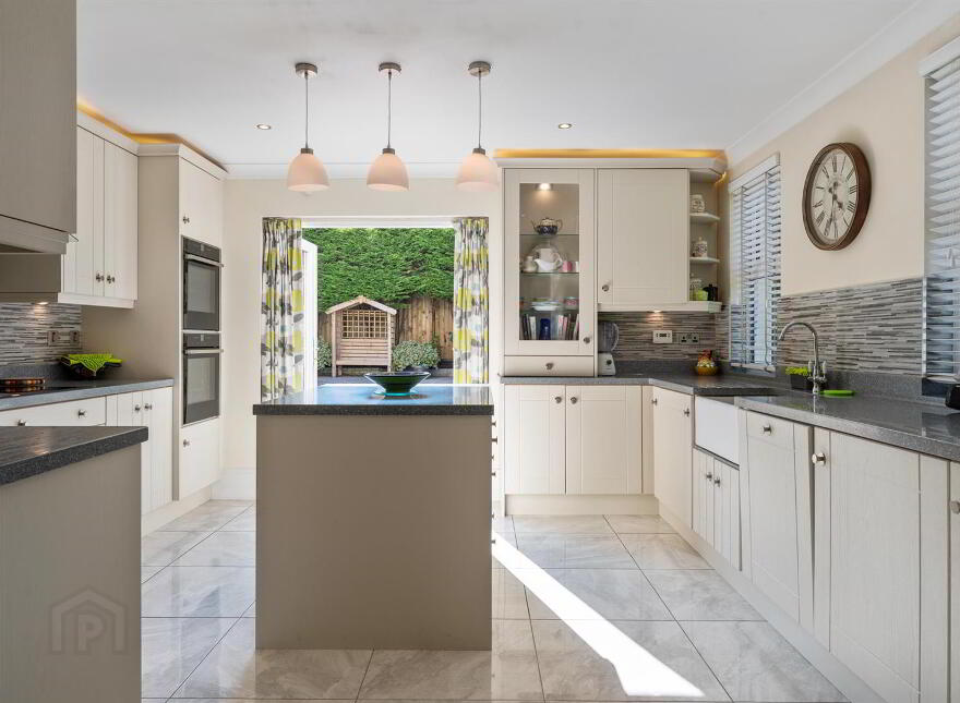 Bodifyr, 1 Park Avenue, Donaghadee, BT21 0EB