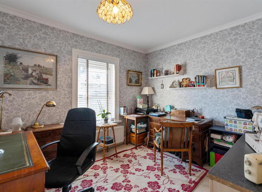 Bodifyr, 1 Park Avenue, Donaghadee, BT21 0EB