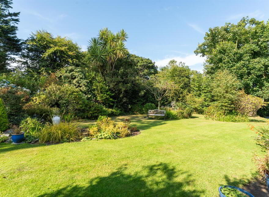 Bodifyr, 1 Park Avenue, Donaghadee, BT21 0EB