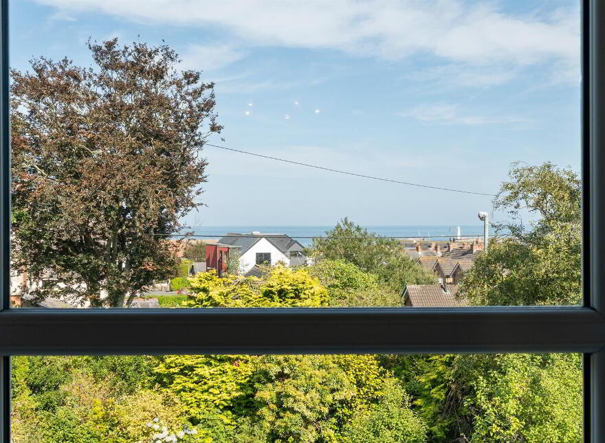 Bodifyr, 1 Park Avenue, Donaghadee, BT21 0EB