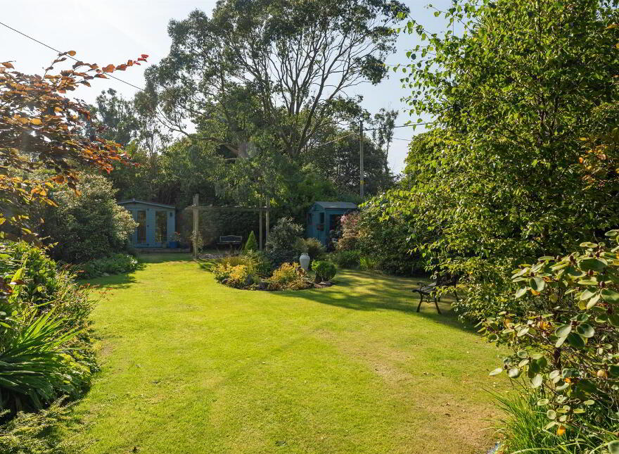 Bodifyr, 1 Park Avenue, Donaghadee, BT21 0EB