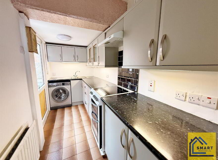 75 Larkfield Road, Belfast, BT4 1QF