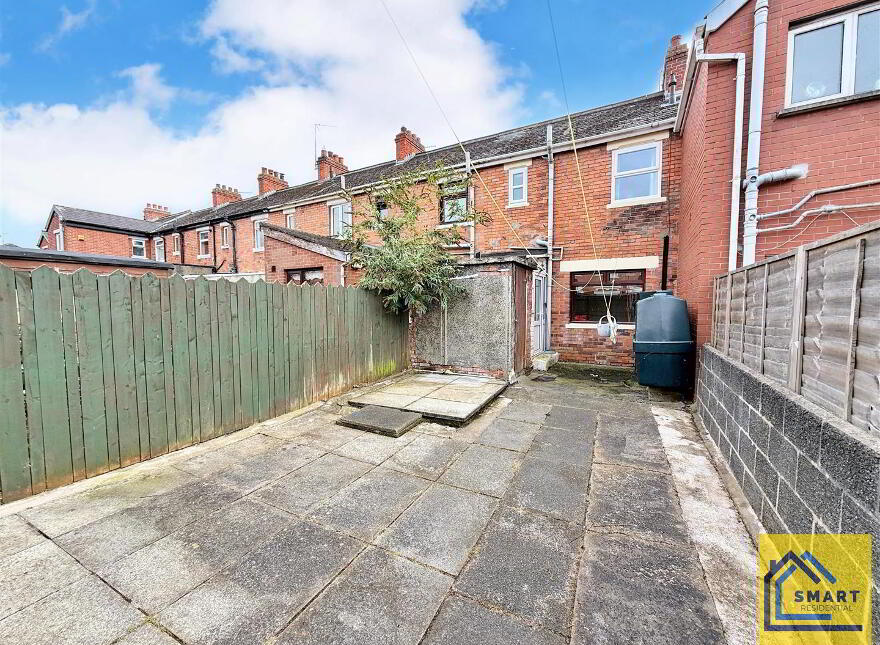 75 Larkfield Road, Belfast, BT4 1QF