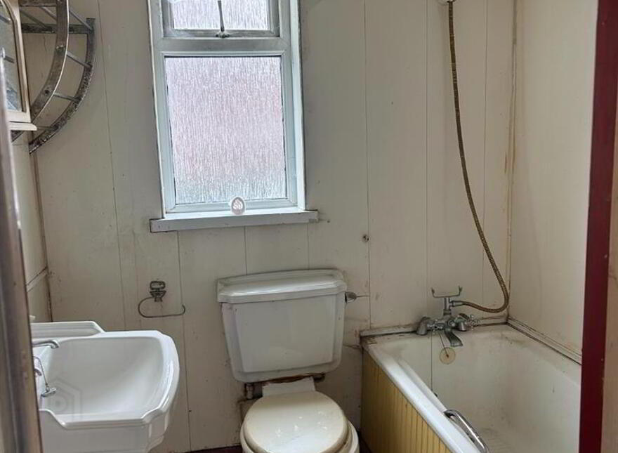 14 Ashbury Avenue, Bangor, BT19 6TH