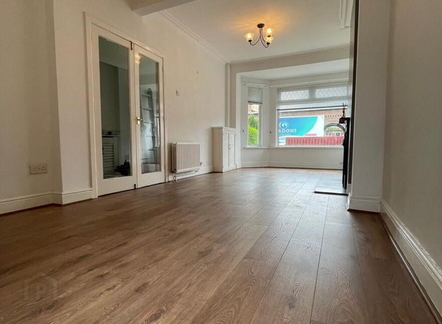 228 Cregagh Road, Belfast, BT6 9EU