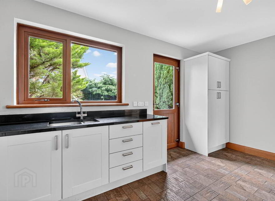 64 Knockbracken Manor, Belfast, BT8 6WQ