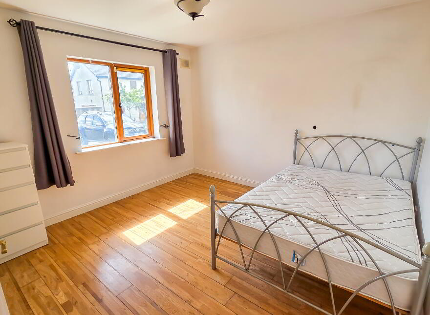 8 The Avenue, Clonattin Village, Gorey, Y25DX48