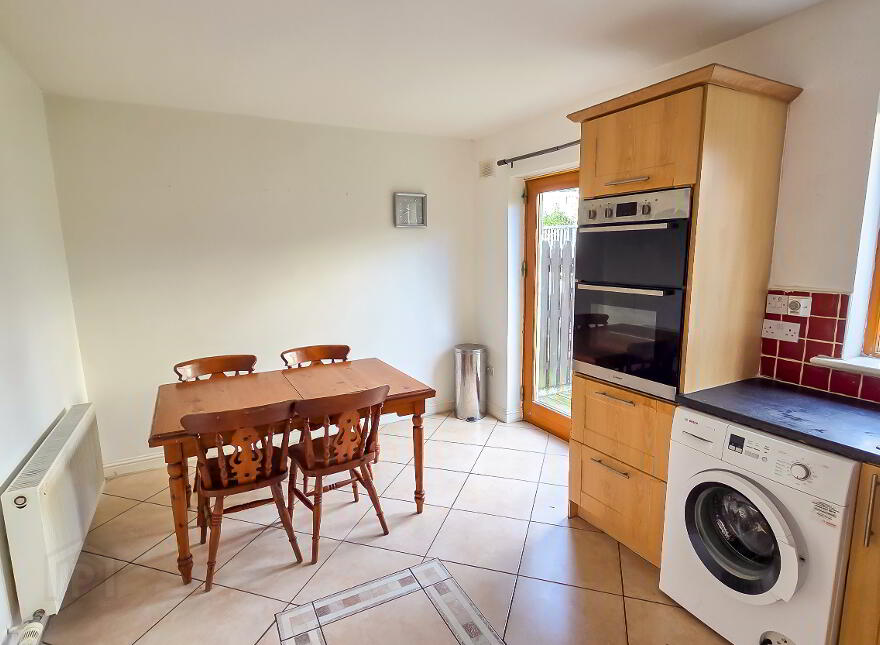 8 The Avenue, Clonattin Village, Gorey, Y25DX48