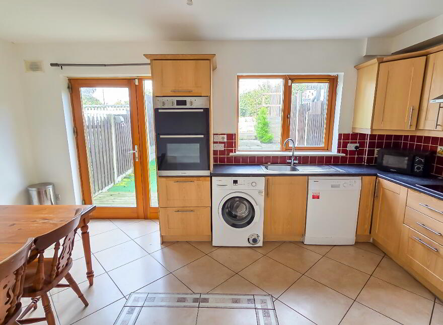 8 The Avenue, Clonattin Village, Gorey, Y25DX48
