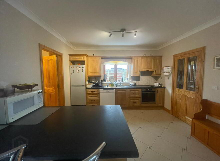 83 Abbeyville, Galway Rd, Roscommon Town, F42PR68