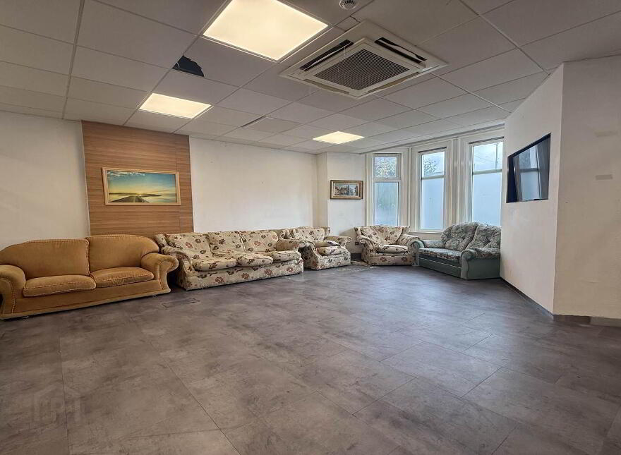 Bank Of Main Street, Dungloe, F94KP92