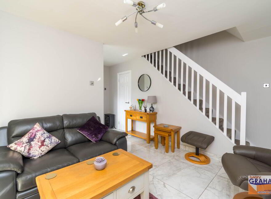 8 Warren Grove, Lisburn, BT28 1JG