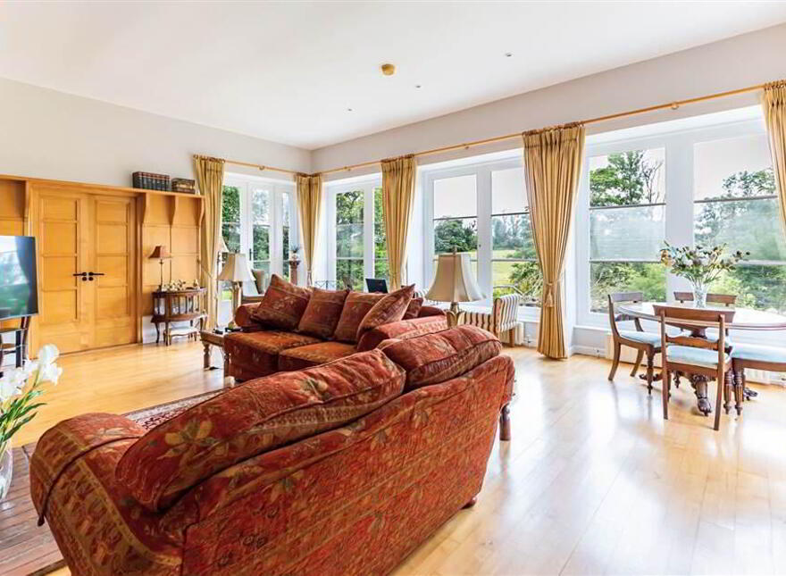 Millbrae House & Lodges, 3 Tullyrusk Road, Dundrod, Crumlin, BT29 4JA