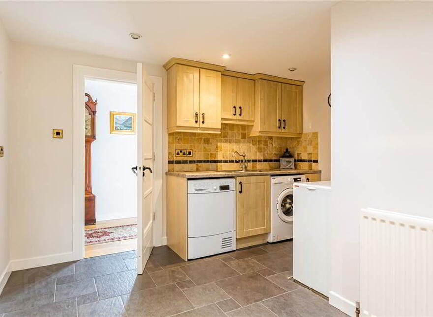 Millbrae House & Lodges, 3 Tullyrusk Road, Dundrod, Crumlin, BT29 4JA