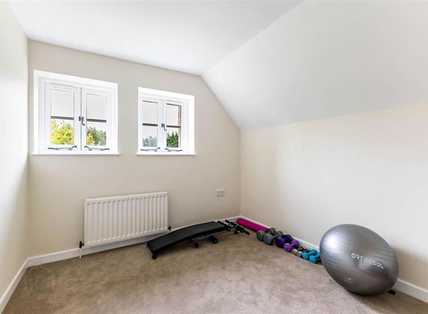 Millbrae House & Lodges, 3 Tullyrusk Road, Dundrod, Crumlin, BT29 4JA