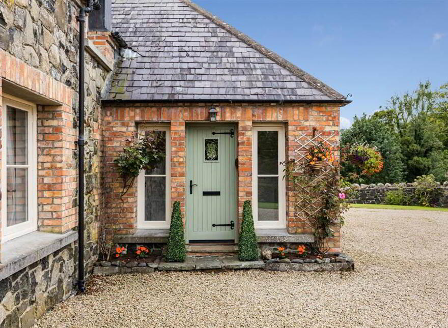 Millbrae House & Lodges, 3 Tullyrusk Road, Dundrod, Crumlin, BT29 4JA