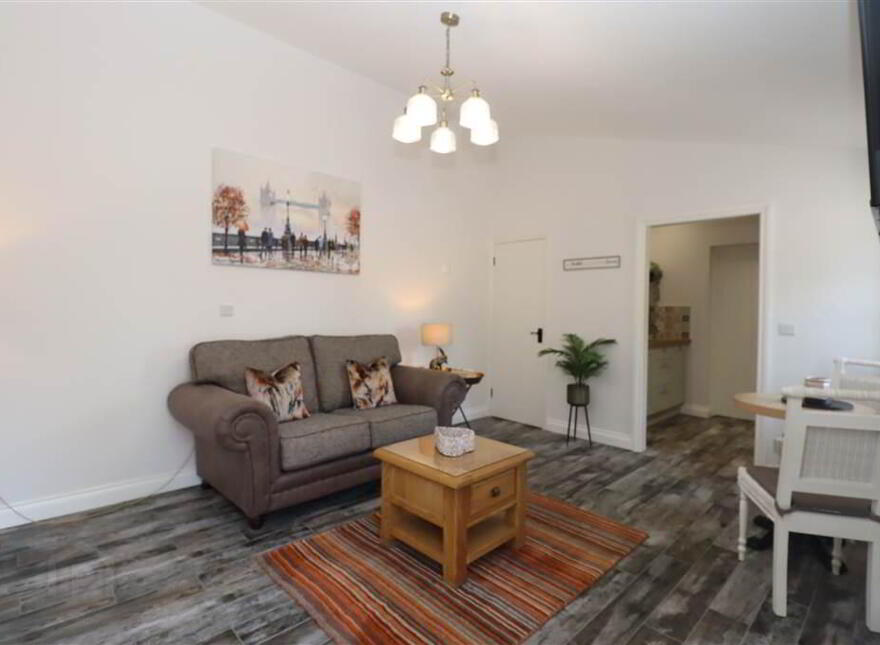 Millbrae House & Lodges, 3 Tullyrusk Road, Dundrod, Crumlin, BT29 4JA