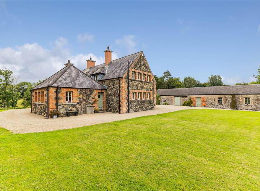 Millbrae House & Lodges, 3 Tullyrusk Road, Dundrod, Glenavy, Crumlin, BT29 4JA
