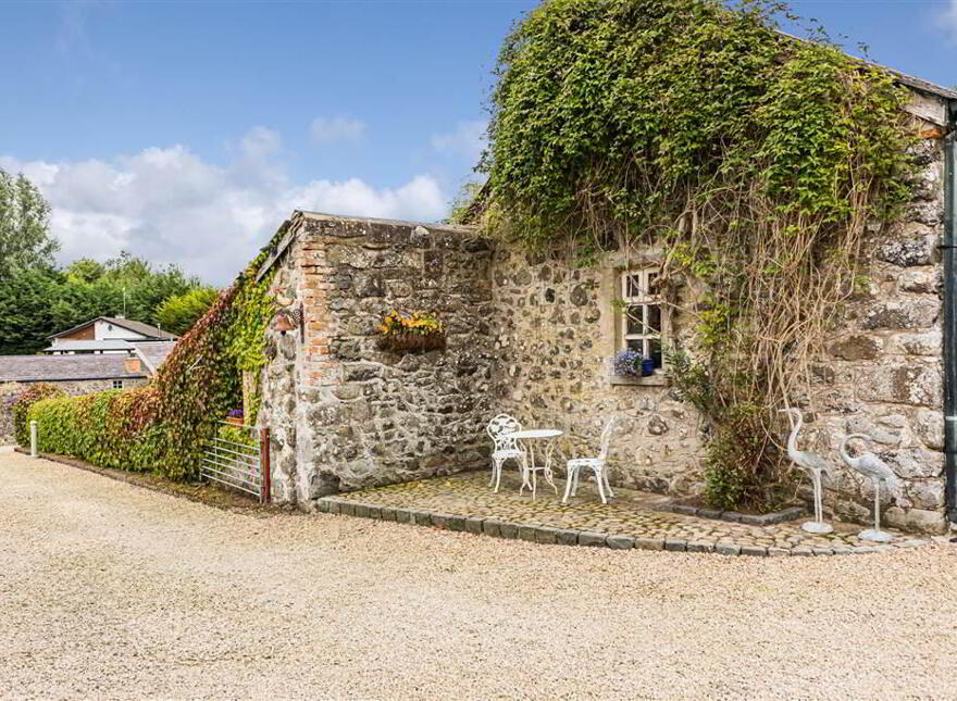 Millbrae House & Lodges, 3 Tullyrusk Road, Dundrod, Glenavy, Crumlin, BT29 4JA