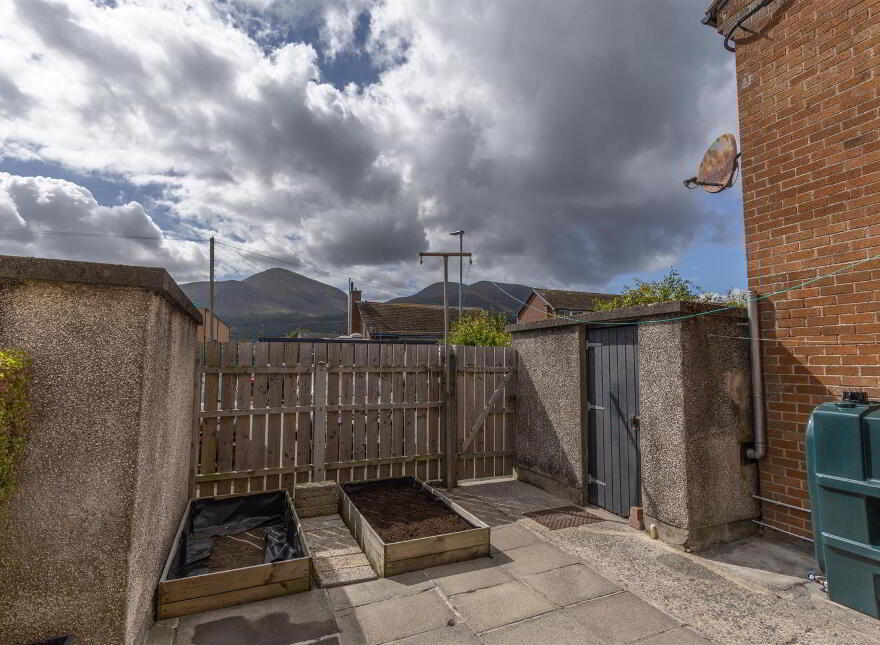68 Dunwellan Park, Newcastle, BT33 0DD