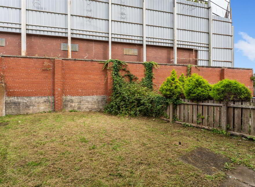 5 Finn Square, Belfast, BT13 2HU