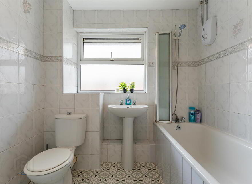 5 Finn Square, Belfast, BT13 2HU