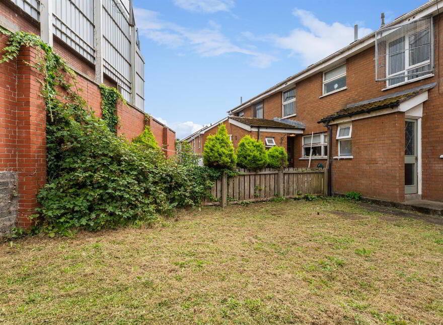 5 Finn Square, Belfast, BT13 2HU