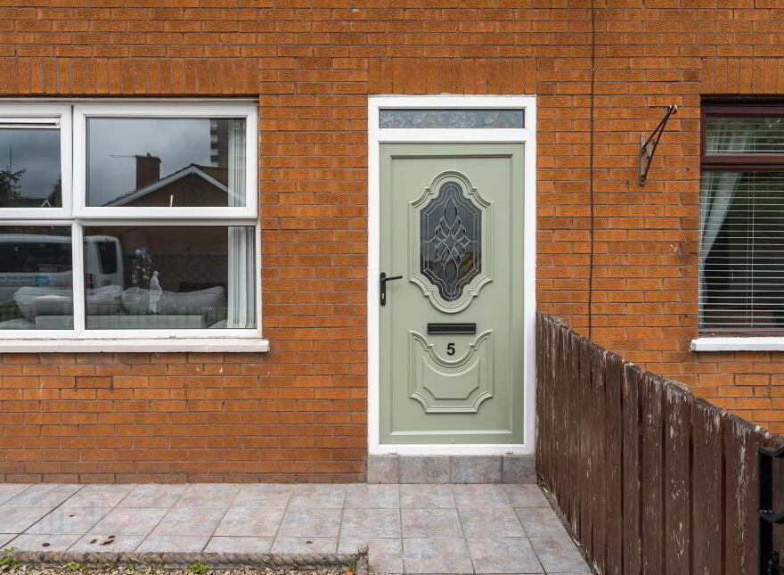 5 Finn Square, Belfast, BT13 2HU