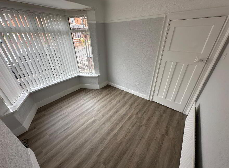 26 Rosapenna Drive, Cliftonville, Belfast, BT14 6GT