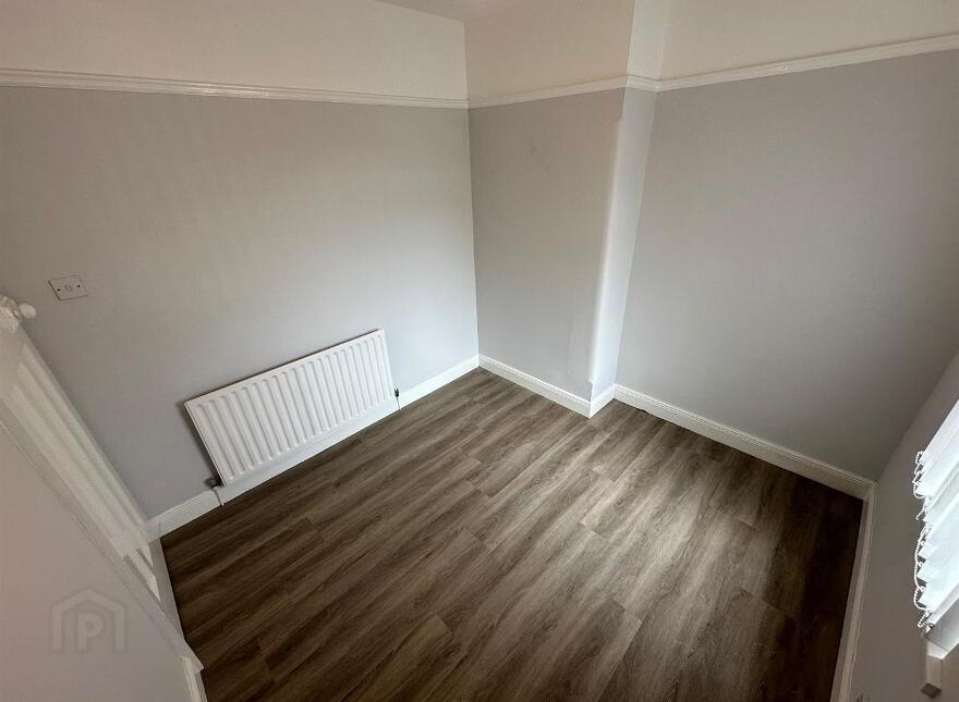 26 Rosapenna Drive, Cliftonville, Belfast, BT14 6GT