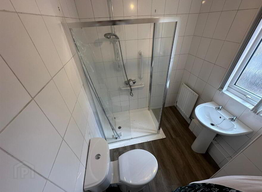 26 Rosapenna Drive, Cliftonville, Belfast, BT14 6GT