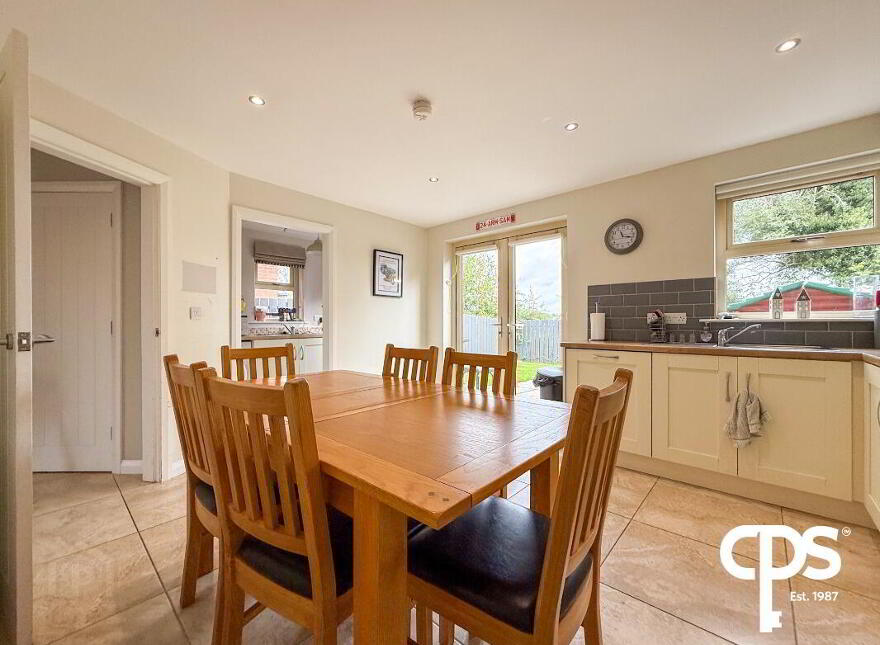 29 Oakview, Armagh, BT60 2FN