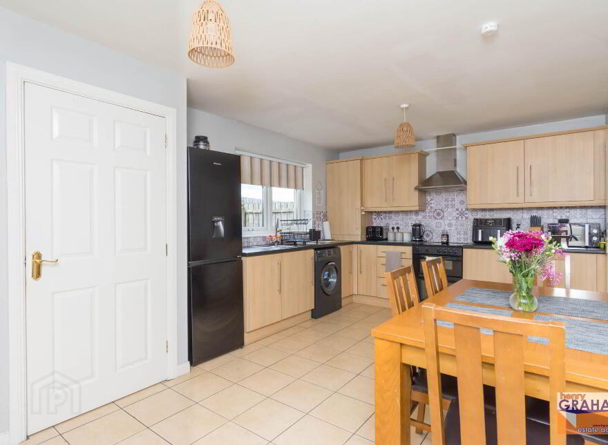 3 Rathvarna Heights, Lisburn, BT28 2WU