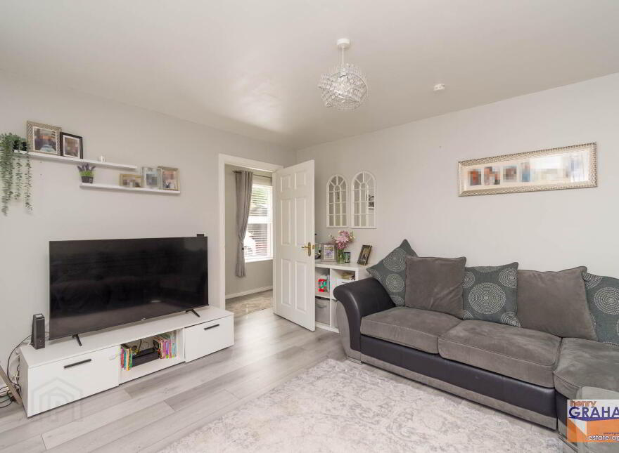 3 Rathvarna Heights, Lisburn, BT28 2WU