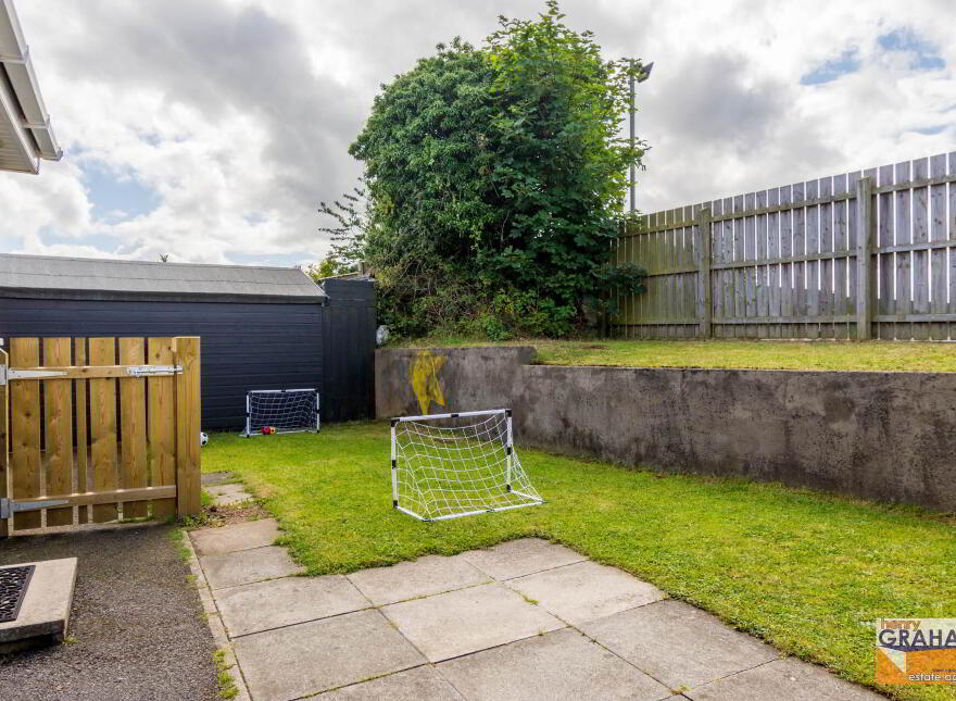 3 Rathvarna Heights, Lisburn, BT28 2WU
